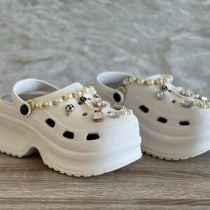 Stylische Plateau-Sandalen